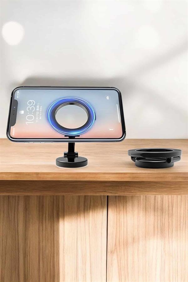 modern bir tasarımla pratiklik ve estetiği bir araya getirir. Magsafe uyumluluğu ile iOS cihazlarınız için özel olarak optimize edilmiş olmasının yanı sıra tüm mobil cihazlarla da sorunsuz çalışır. Kompakt ve katlanabilir yapısı