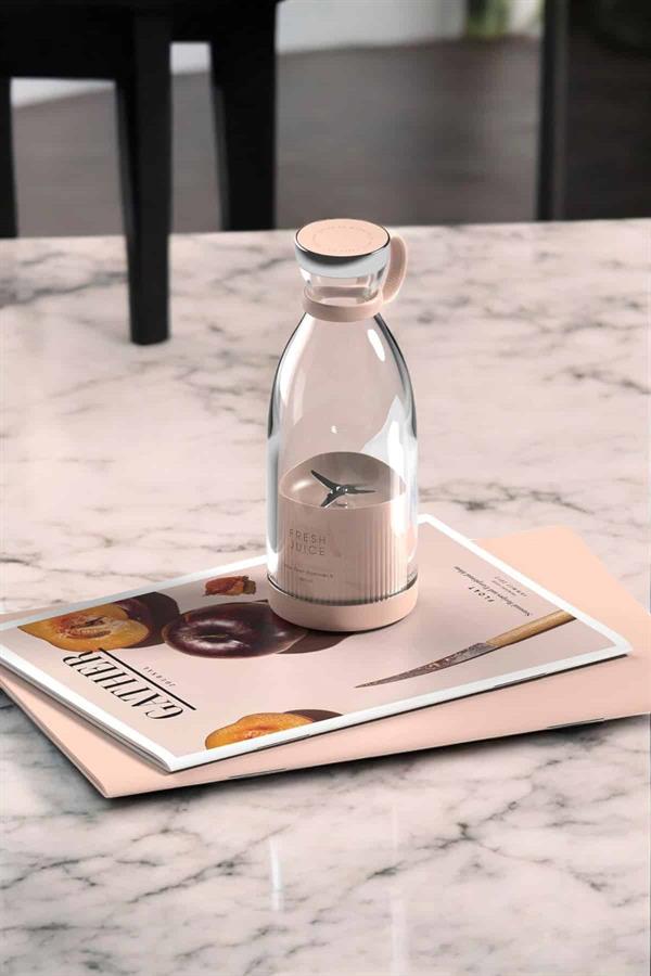 lezzetli meyve suları hazırlamanız için mükemmel bir seçenektir. Gıda sınıfı ve toksik olmayan malzemelerden üretilmiş olan bu cihaz