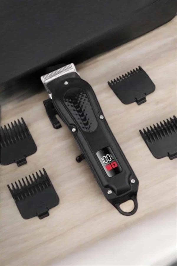 Şarjlı tıraş makinesi