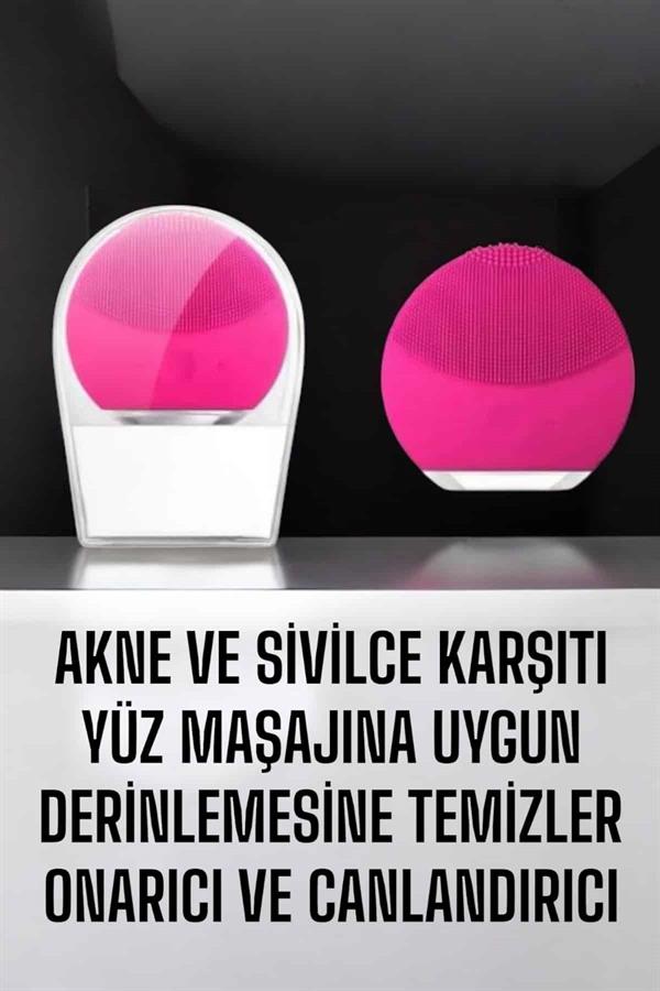 cilt gençleştirici etkisiyle ön plana çıkıyor. 5 farklı masaj şiddeti seçeneği ile cilt tipinize ve bakım ihtiyaçlarınıza uygun seviyeyi ayarlamanıza olanak tanır. Hijyenik ve iki yönlü temizlenebilir fırçaları