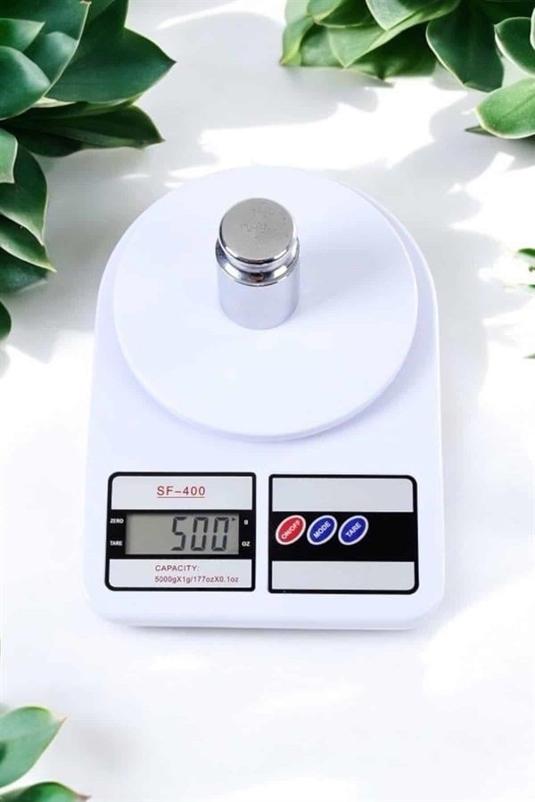 10 kg'a kadar hassas ölçüm kapasitesi sunarak yemeklerinizin doğru ölçümlerle hazırlanmasını sağlar. Yüksek hassasiyetli sensörler