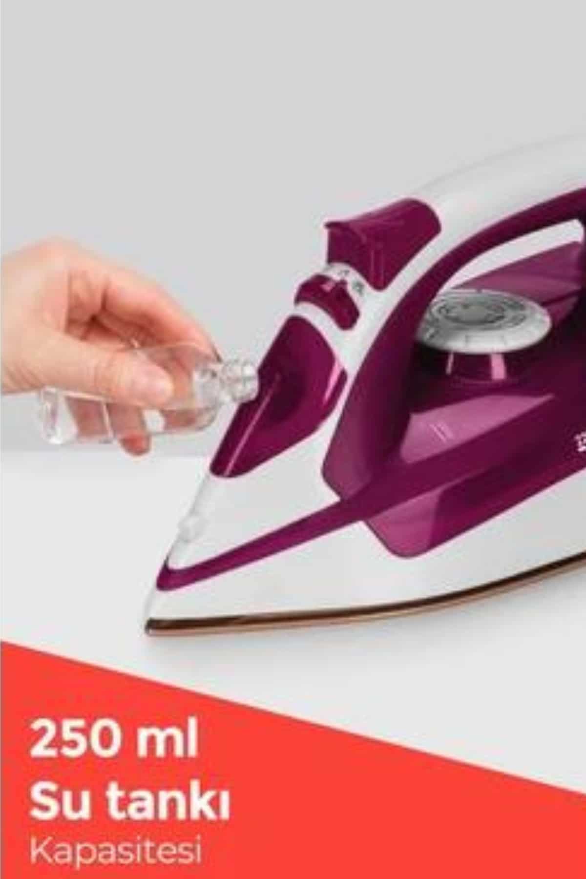 Estetik tasarımı ve yüksek performansı ile öne çıkan bu mor seramik tabanlı buharlı ütü