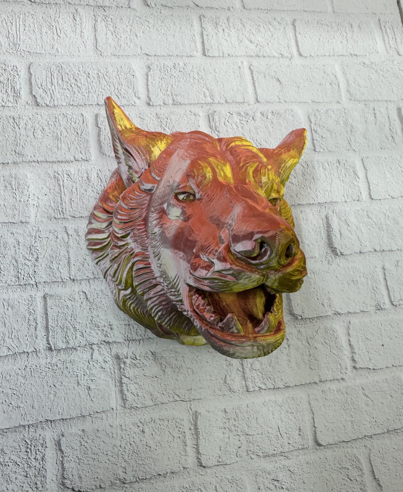 lüks dekorasyon tarzının en dikkat çekici tamamlayıcılarından biridir. 25 cm x 19 cm ölçülerindeki bu özel duvar aksesuarı