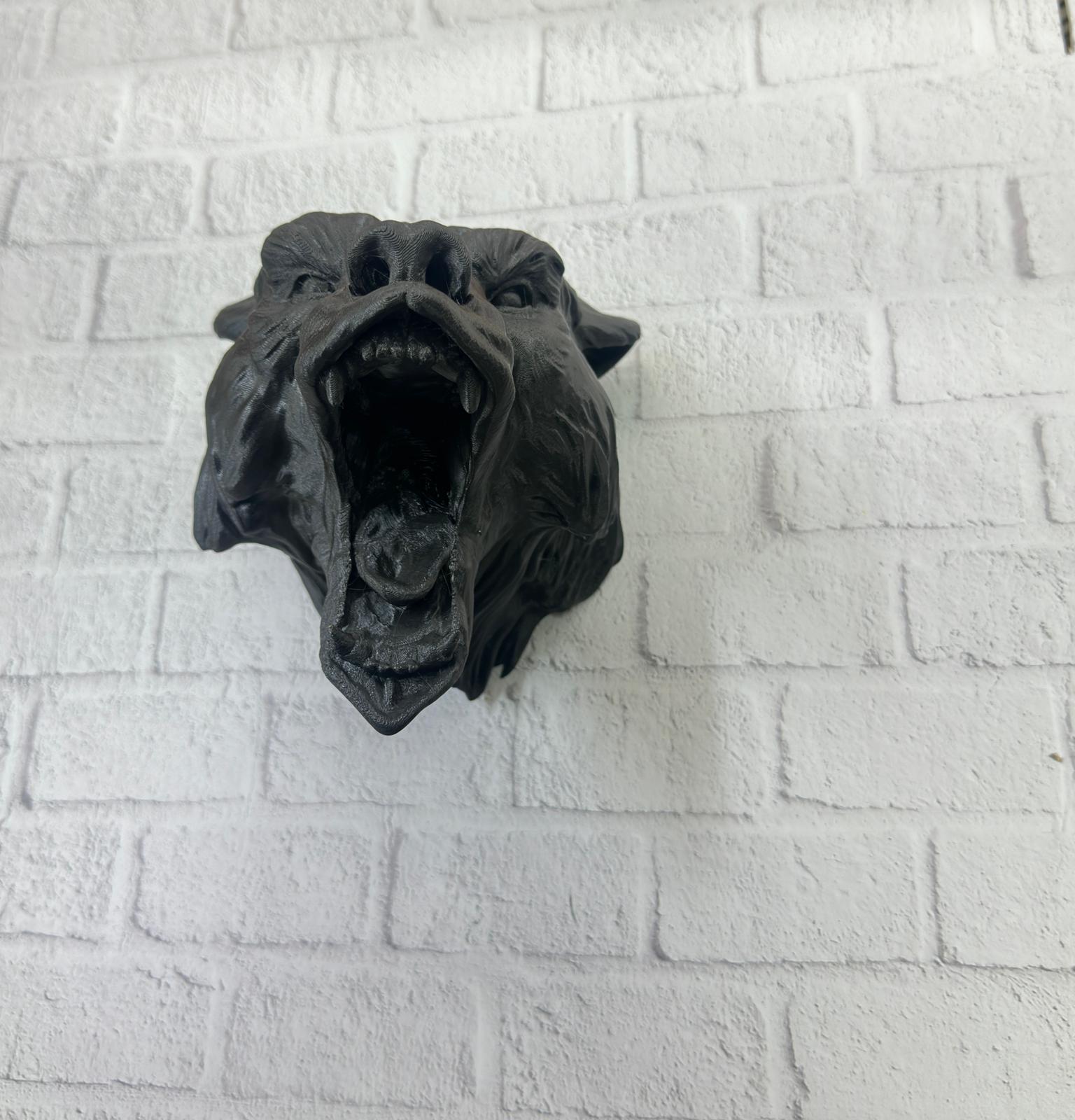 Bu dekoratif siyah ayı başı heykeli