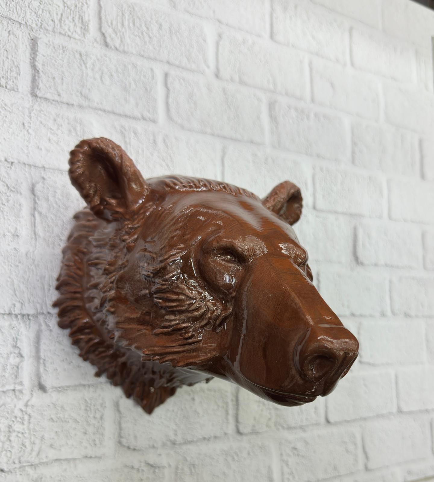 Bu dekoratif ayı başı heykeli