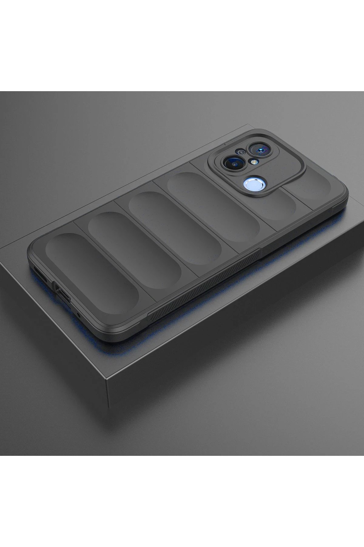 hem şık bir görünüm hem de güvenli bir tutuş sunar. Parmak izi ve leke tutmayan özel yüzeyi sayesinde cihazınız her zaman temiz ve estetik kalır.✅ Cihaza Tam Kalıp Uyumu Optimum serisi