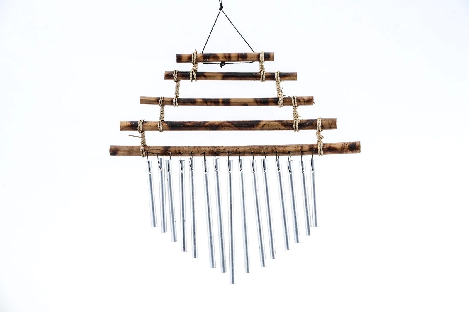 Bambu 5 Katli Metal Can Diarta No 24 118518973 Sw1800sh1200 700x467 Bambu 5 Katlı Metal Çan Dıarta No:24 najmaddin.com Bambu 5 Katlı Metal Çan Dıarta No:24