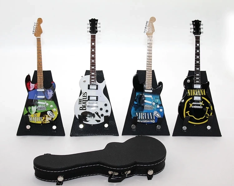 Cantali Gitar Yahya 5 177871682 Sw750sh598 700x558 Çantalı Gitar Yahya-5 najmaddin.com Çantalı Gitar Yahya-5