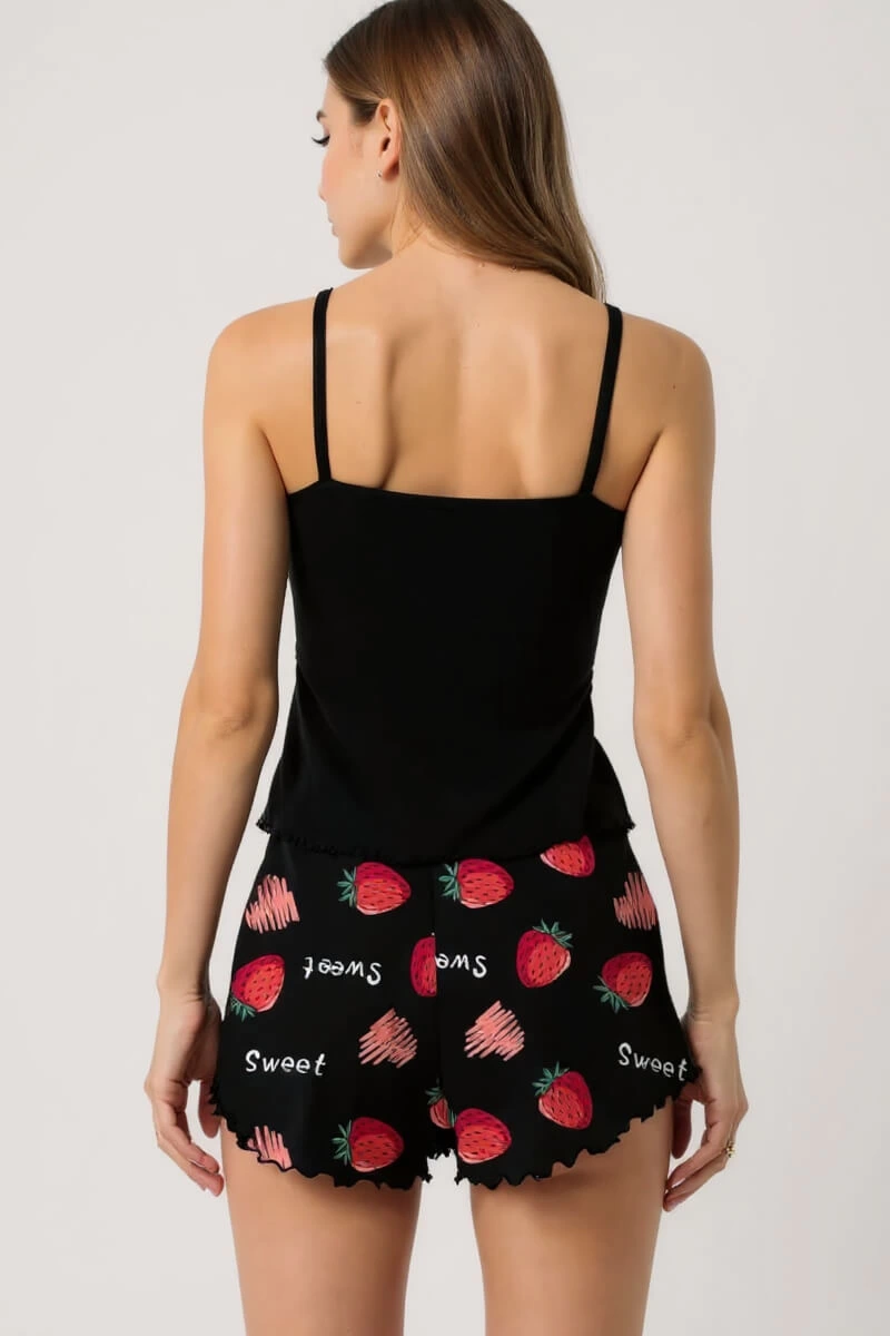 Likralı mikro kumaştan üretilmiştir.