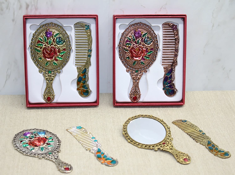 Gul Tasarimi Ayna Ve Tarak Seti Kucuk Boy 158421794 Sw750sh558 700x521 Gül Tasarımı Ayna Ve Tarak Seti Küçük Boy najmaddin.com Gül Tasarımı Ayna Ve Tarak Seti Küçük Boy