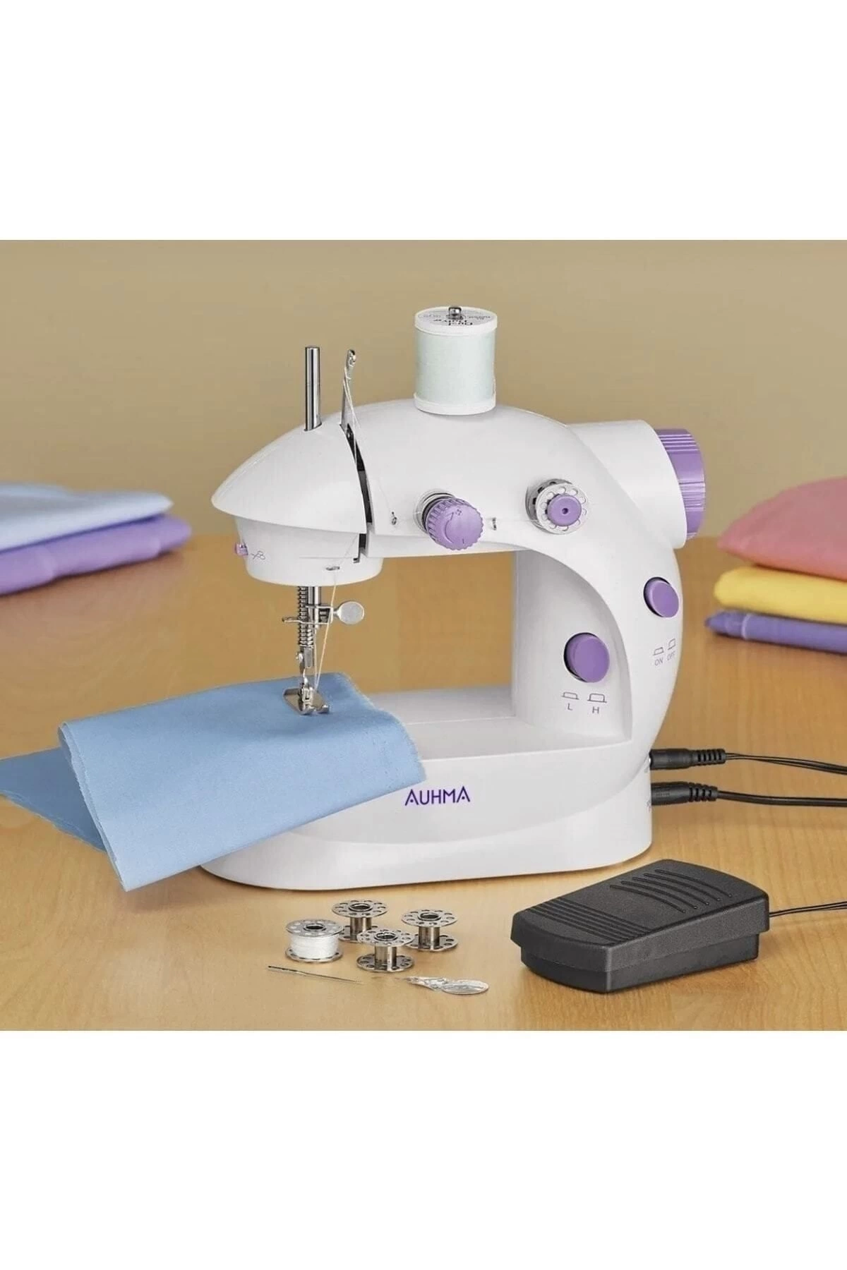 Isikli Pedalli Dikis Makinesi Mini Asw1 Beyaz Nakis 122893419 Sw1200sh1800 700x1050 Işıklı Pedallı Dikiş Makinesi Mini Asw1 Beyaz Nakış najmaddin.com Işıklı Pedallı Dikiş Makinesi Mini Asw1 Beyaz Nakış