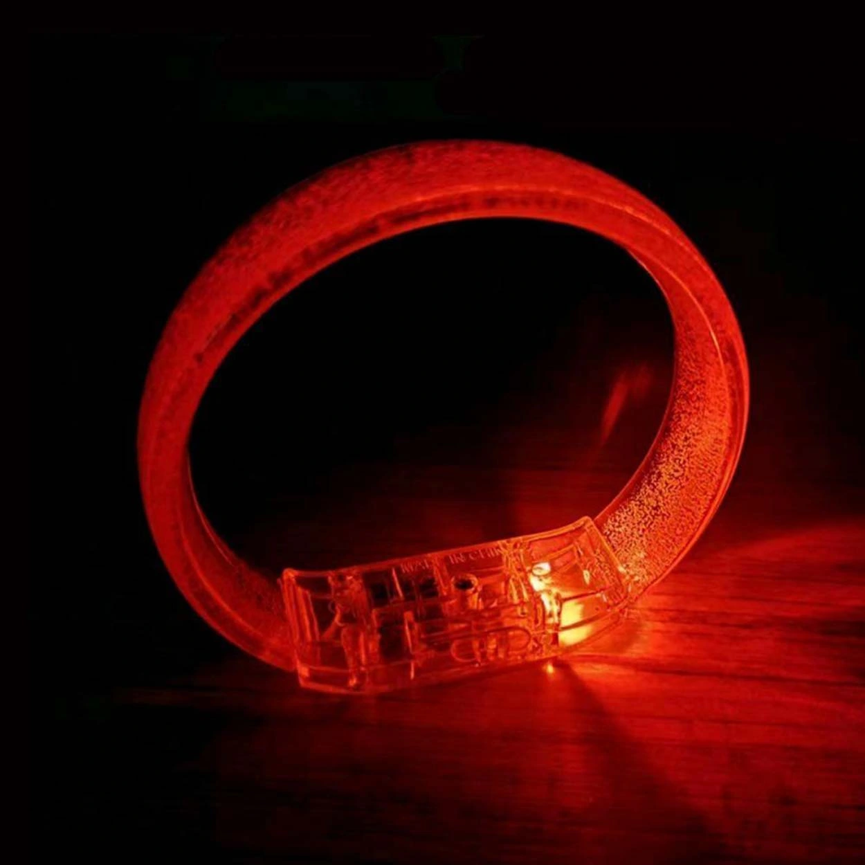 Kirmizi Led Isikli Baski Yapilabilen Pilli Bileklik Bilezik 15 Cm Genislik 230827798 Sw1250sh1250 700x700 Kırmızı Led Işıklı Baskı Yapılabilen Pilli Bileklik Bilezik 1,5 Cm Genişlik najmaddin.com 5 Cm Genişlik