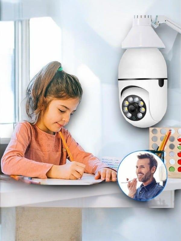 Najmaddin.com 2 1115 LF-S2 WİFİ KAMERA najmaddin.com bu sayede tüm alanı kapsamlı bir şekilde izleyebilirsiniz. Pan ve tilt fonksiyonları sayesinde kamerayı uzaktan kontrol ederek farklı yönlere çevirebilir ve geniş bir izleme açısı elde edebilirsiniz. Gece Görüş: Entegre kızılötesi LED'ler sayesinde düşük ışık koşullarında bile net ve detaylı görüntüler sağlar. Gece görüş modu