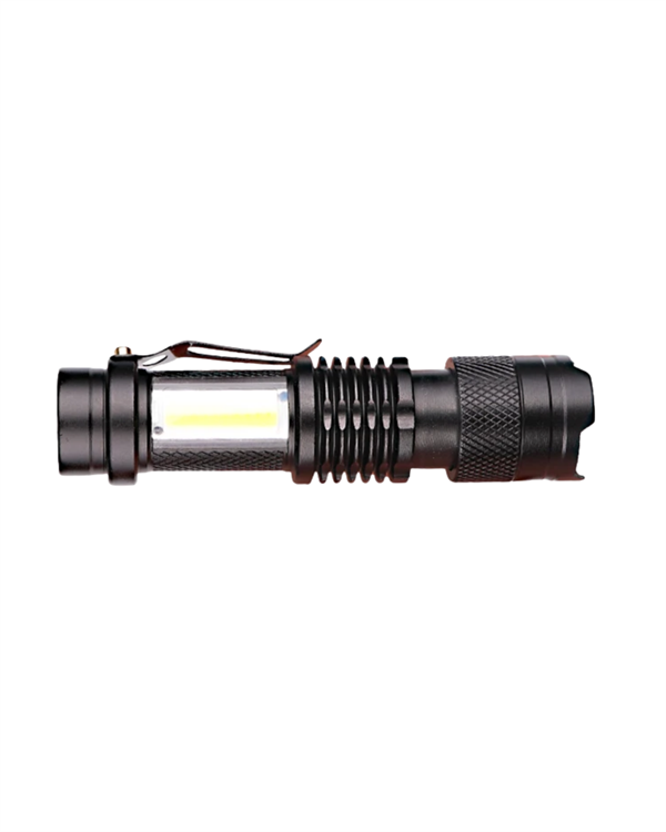Najmaddin.com 2 1905 2000 Lümen LED El Feneri - Suya Dayanıklı Odaklı Klipsli najmaddin.com suya ve düşmeye karşı dirençlidir. Dışbükey lens ile ışık açısı ayarlanabilir. 4 ışık modu (yüksek