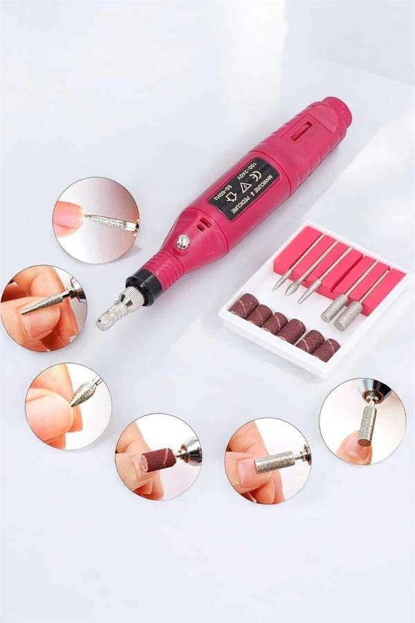 Najmaddin.com 6 512 Nasır Temizleyici Manikür Pedikür Seti Elektrikli USB Girişli najmaddin.com cihazın kolay temizlenebilir yapısı hijyenik kullanım imkanı tanır. Gül kırmızı