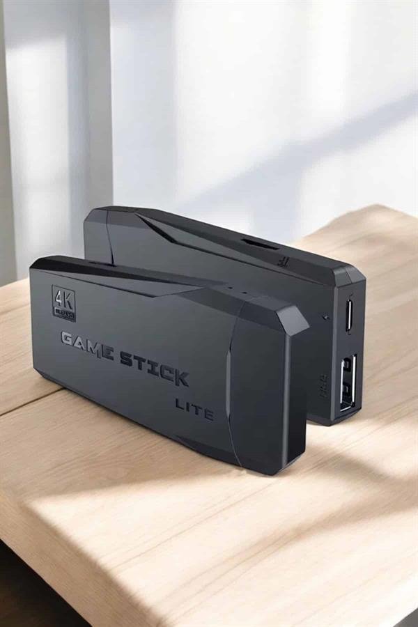 Najmaddin.com 6 585 Game Stick 2000 Oyunlu 2.4G Kablosuz Çift Kol Yüksek Hassasiyetli Wireless najmaddin.com arkadaşlarınızla ve ailenizle unutulmaz anlar yaşamanızı kolaylaştırır. Sade Menü: Kolayca oyun seçebilmeniz için kullanıcı dostu