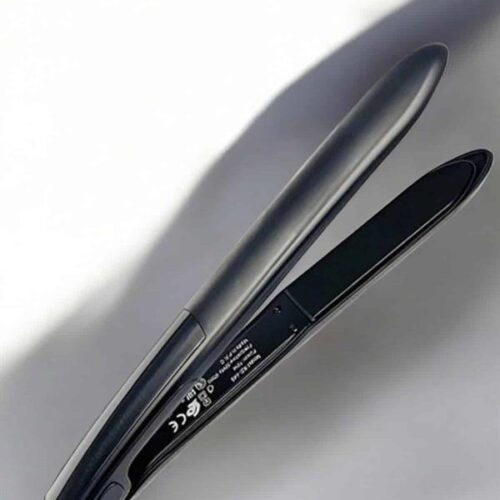 Saç stilinizde kontrolü tamamen size bırakacak olan Isı Ayarlı Saç Düzleştirici