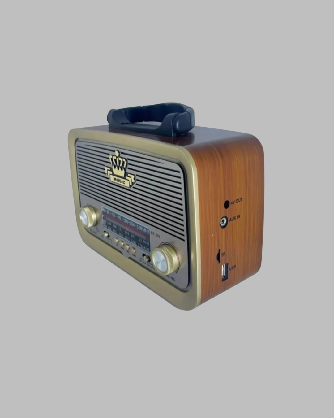 Eskitme Tasarimli Ahsap Bluetooth Radyo Led Aydinlatmali 343435882 Sw1080sh1350 700x875 Eskitme Tasarımlı Ahşap Bluetooth Radyo LED Aydınlatmalı najmaddin.com klasik çizgileri modern teknoloji ile buluşturur. 3 bantlı radyo sistemi (FM