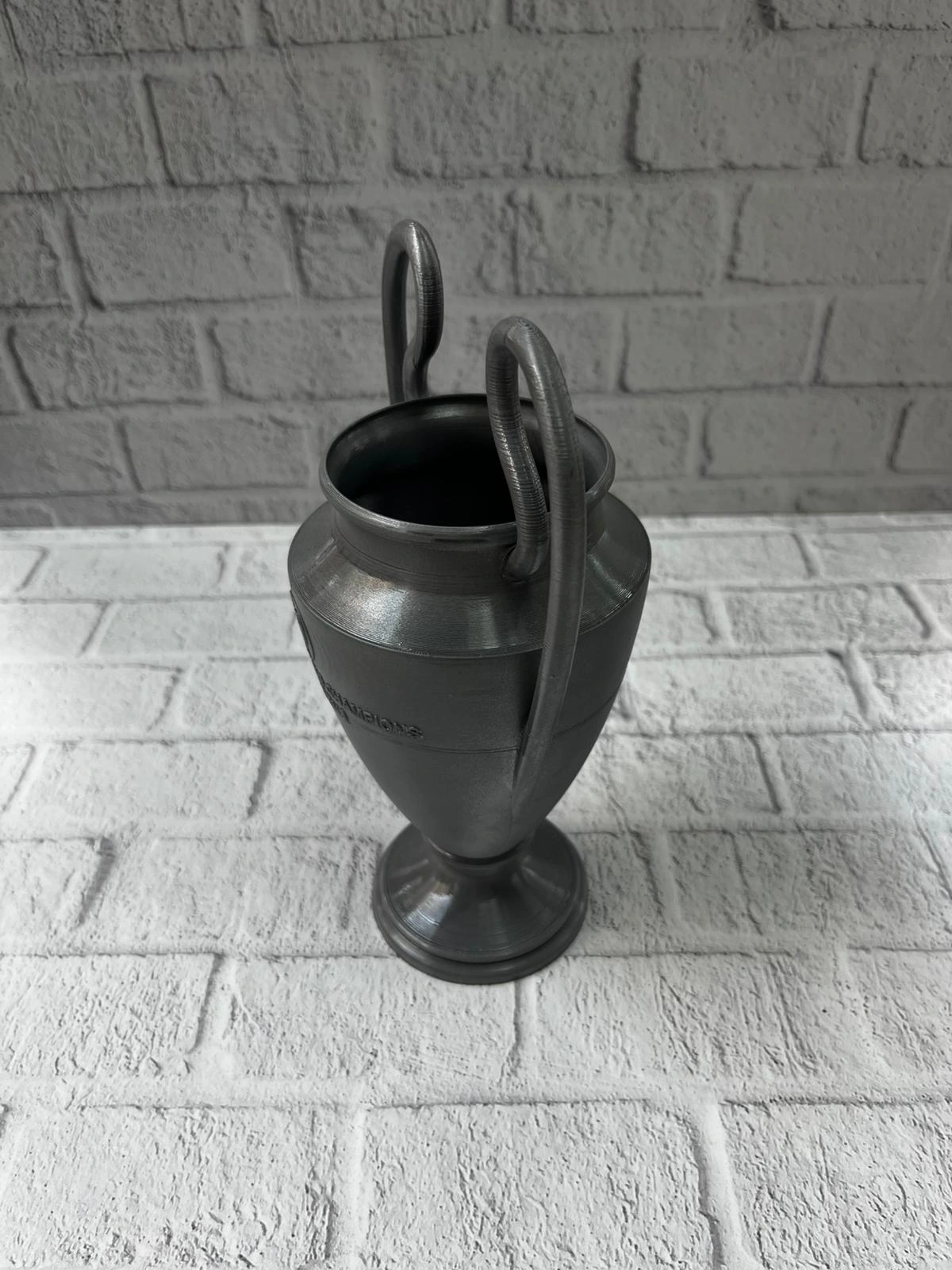 Fume Kupa 25cm Uefa Model Dekoratif Odul Biblosu 211080686 Sw1200sh1600 700x933 Füme Kupa 25cm UEFA Model Dekoratif Ödül Biblosu najmaddin.com Füme Kupa 25 cm