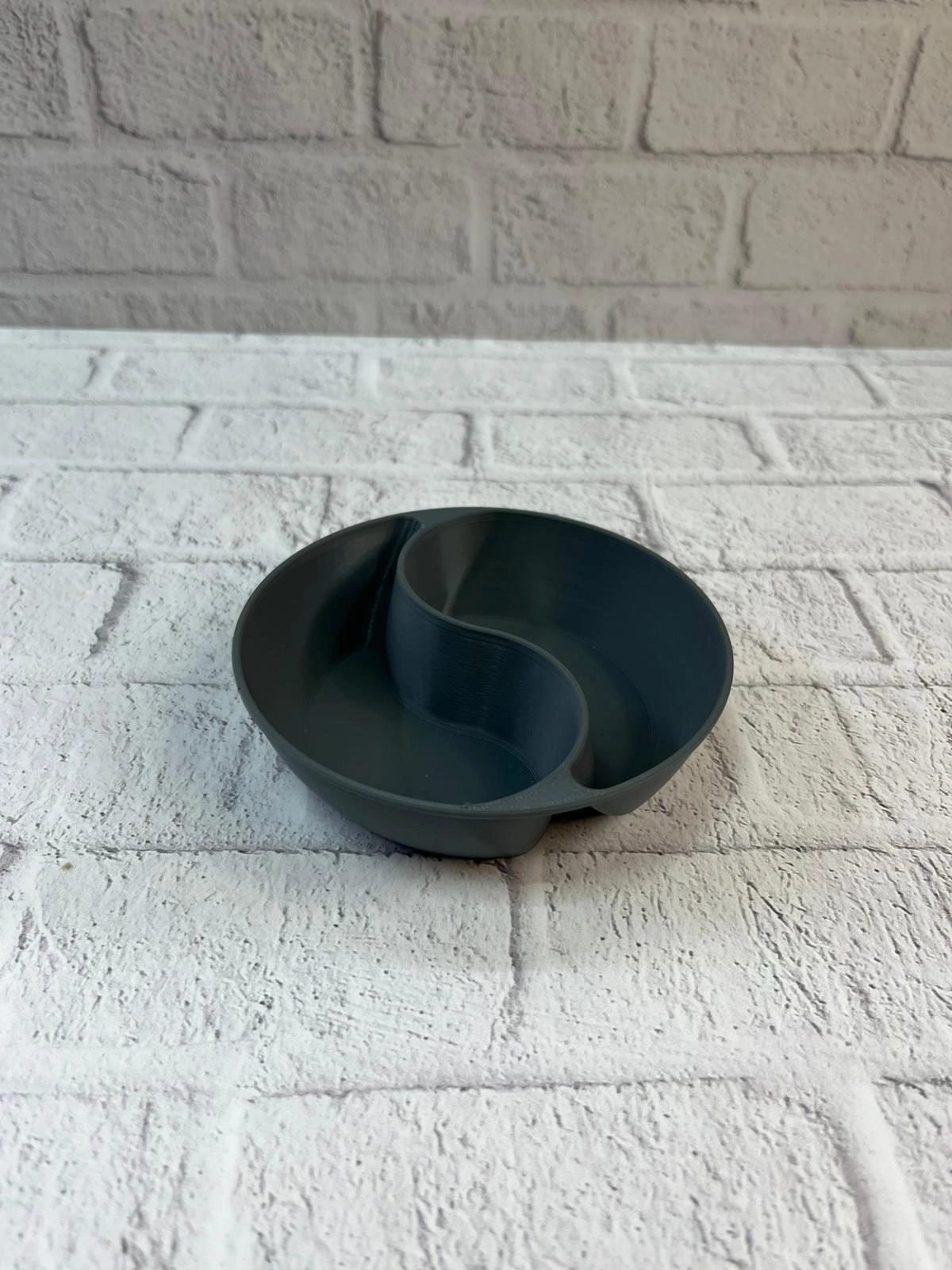 Gri Cerezlik Kase Seti Modern Bolmeli Sunum Tasarimi 253548267 Sw1200sh1600 700x933 Gri Çerezlik Kase Seti Modern Bölmeli Sunum Tasarımı najmaddin.com Modern ve sade tasarımıyla öne çıkan gri çerezlik kase seti