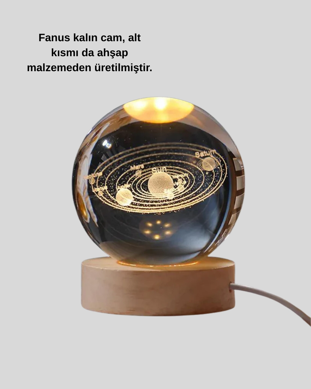 Kristal Gezegen Kure Ahsap Tabanli Usb Isikli Gece Lambasi 364327915 Sw1080sh1350 700x875 Kristal Gezegen Küre Ahşap Tabanlı USB Işıklı Gece Lambası najmaddin.com LED ışık teknolojisi sayesinde her ortama şık bir atmosfer kazandırır. Cam kürenin içindeki desen ışıkla birleştiğinde canlı bir galaksi görünümü ortaya çıkar. USB ile çalışan ahşap stand pratik kullanım sunar ve farklı güç kaynaklarına bağlanabilir. Hem ev hem ofis dekorasyonunda kullanılabilecek özel bir obje olup