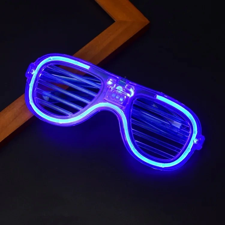 Mavi Led Isikli Parti Gozlugu Neon 3 Modlu 338178737 Sw750sh750 700x700 Mavi Led Işıklı Parti Gözlüğü - Neon 3 Modlu najmaddin.com Mavi Led Işıklı Parti Gözlüğü - Neon 3 Modlu - Görsel 3