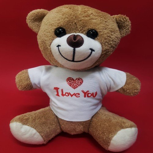 sevdiklerinize duygularınızı ifade etmenin en tatlı yollarından biridir. Üzerinde “I LOVE YOU” yazılı tişörtüyle bu sevimli peluş ayıcık