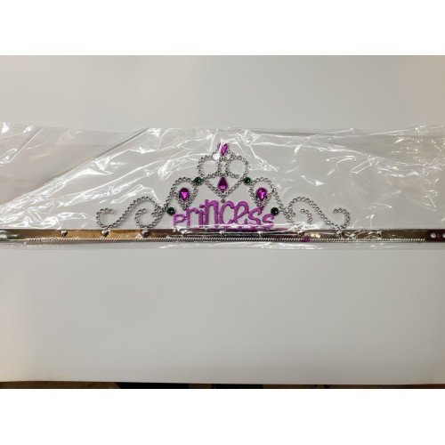 562741435691 2 500x500 1 Gümüş Renk Prenses Yazılı Parti Tacı 60 cm najmaddin.com 60 cm çapındaki ölçüsü ile yetişkin ve çocuk uyumlu olacak şekilde tasarlanmıştır. Gümüş renk kaplaması