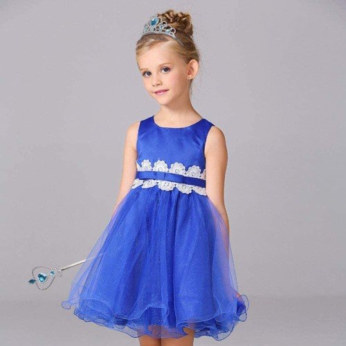 562741435704 7 500x500 1 Karlar Ülkesi Elsa Mavi Kalpli Taç ve Mavi Asa Seti Çocuk Boy najmaddin.com Minik prenseslerin hayallerini süsleyen Karlar Ülkesi Elsa temalı bu özel mavi kalpli taç ve asa seti
