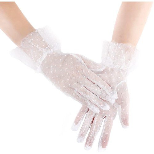 562741436288 3 500x500 1 Kısa Boy Güpürlü Beyaz Puantiyeli Tül Eldiven Beyaz Renk najmaddin.com eldivenin bitiş noktasını estetik bir şekilde vurgular ve bileğinizi daha zarif gösterir.Yetişkinler İçin İdeal Kalıp: Esnek yapısı sayesinde farklı el ölçülerine uyum sağlar ve parmak hareketlerinizi kısıtlamaz.Hafif ve Transparan: Şeffaf yapısı sayesinde ellerinizin doğal güzelliğini gizlemez