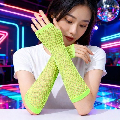 562741436933 3 500x500 1 80’ler 90’lar Retro Neon Yeşil File Parmaksız Eldiven 26 cm najmaddin.com 80’lerin ikonik punk-pop estetiğini ve 90’ların enerjik rave kültürünü kollarınıza taşıyor. Fosforlu yapısı ve nostaljik file dokusuyla