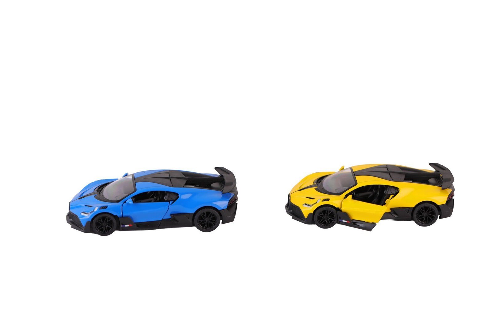 6r7a4697 Kopya 700x467 KT5442D ÇEKBIRAK BUGATTI DIVO najmaddin.com mavi