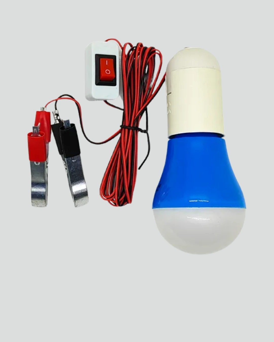 Arac Aku Baglantili 12v Led Ampul Pratik Isik Cozumu 3 44457837 Sw1080sh1350 700x875 Araç Akü Bağlantılı 12V LED Ampul Pratik Işık Çözümü najmaddin.com kablolu ve timsah kıskaçlı yapısıyla kolay kurulum imkanı sunar. Herhangi bir montaj gerektirmeden doğrudan güç kaynağına bağlanarak kullanılabilir. Anahtarlı kablo tasarımı sayesinde ışığı istediğiniz zaman açıp kapatabilirsiniz.Elektrik bulunmayan alanlarda güvenilir bir ışık kaynağı sunan bu LED ampul