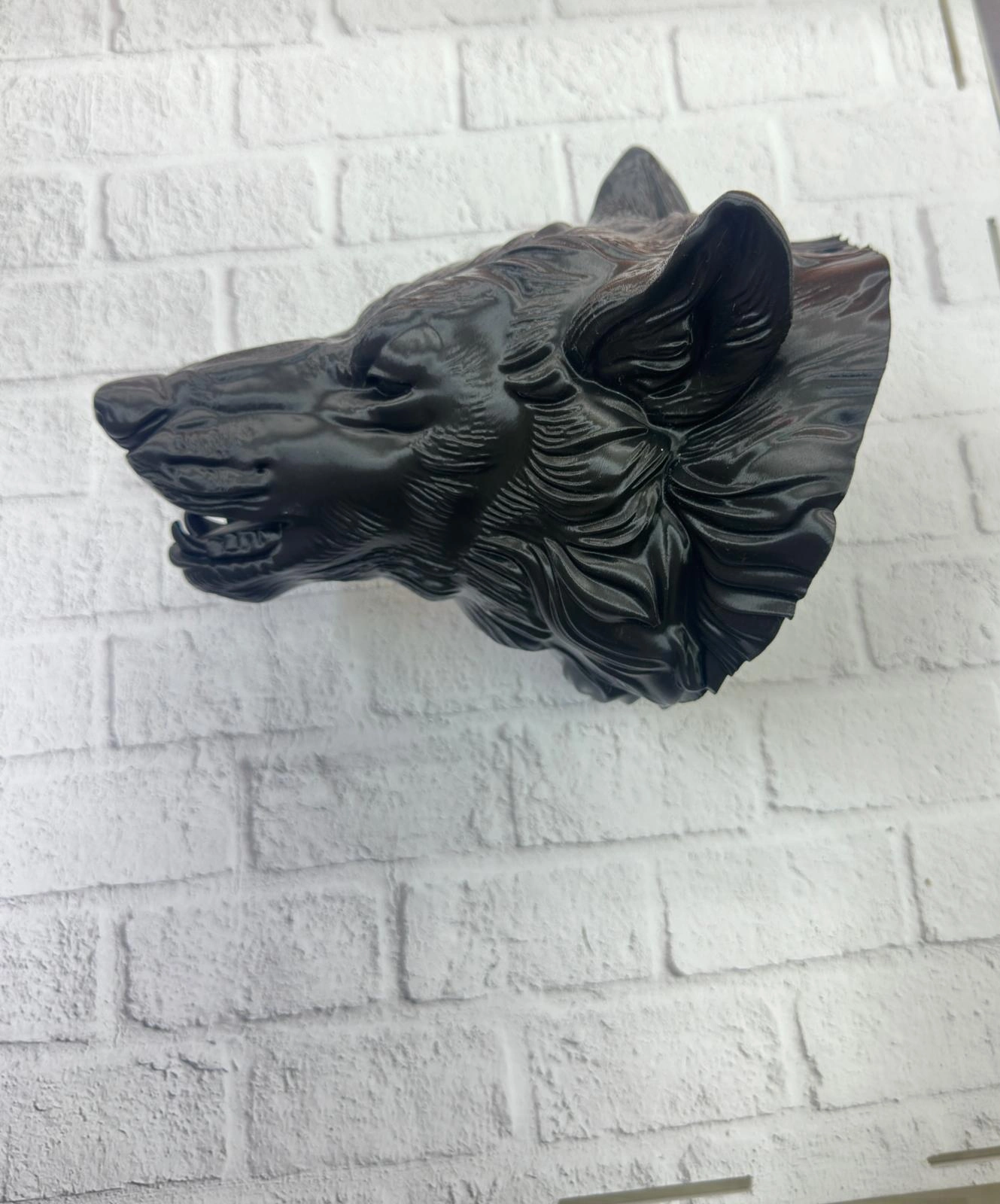 Dekoratif Asilabilir Siyah Ayi Basi 3d Duvar Heykeli 25x19 Cm 3 35225810 Sw1329sh1600 700x843 Dekoratif Asılabilir Siyah Ayı Başı 3D Duvar Heykeli 25x19 cm najmaddin.com güçlü görünümü ve detaylı kabartma yapısı ile her ortamda dikkat çeken iddialı bir dekorasyon parçasıdır. Ayının karakteristik yüz hatları