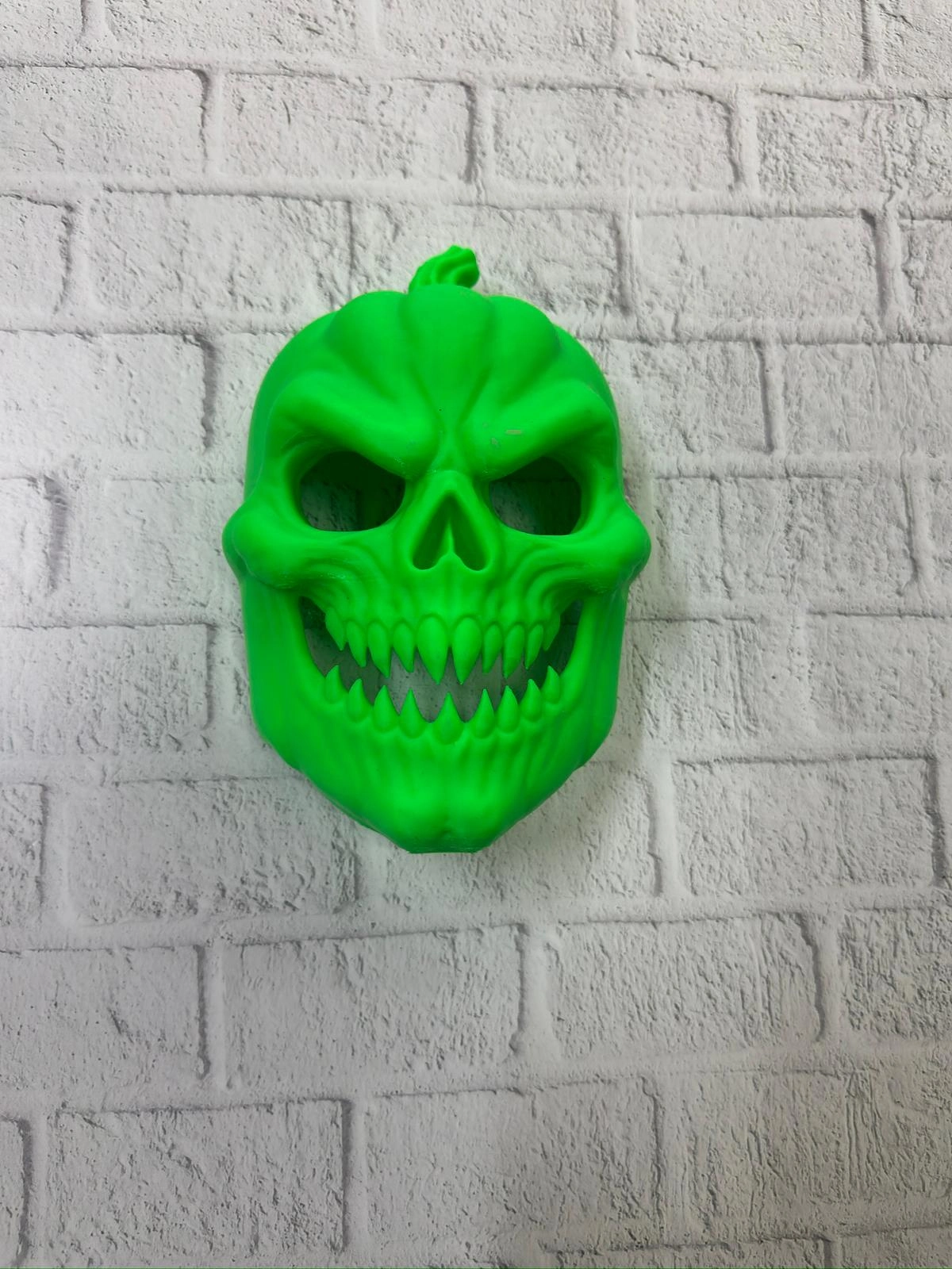 Yesil Korku Temali Maske Cadilar Bayrami Dekor 2 86039890 Sw1200sh1600 700x933 Yeşil Korku Temalı Maske Cadılar Bayramı Dekor najmaddin.com Yeşil Korku Temalı Maske