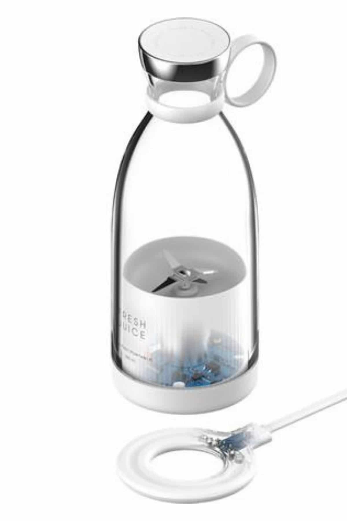 4 69 700x1050 Taşınabilir Kablosuz Şarjlı Kişisel Smoothie El Blender Mini Meyve Sıkacağı najmaddin.com Öne Çıkan Özellikler: